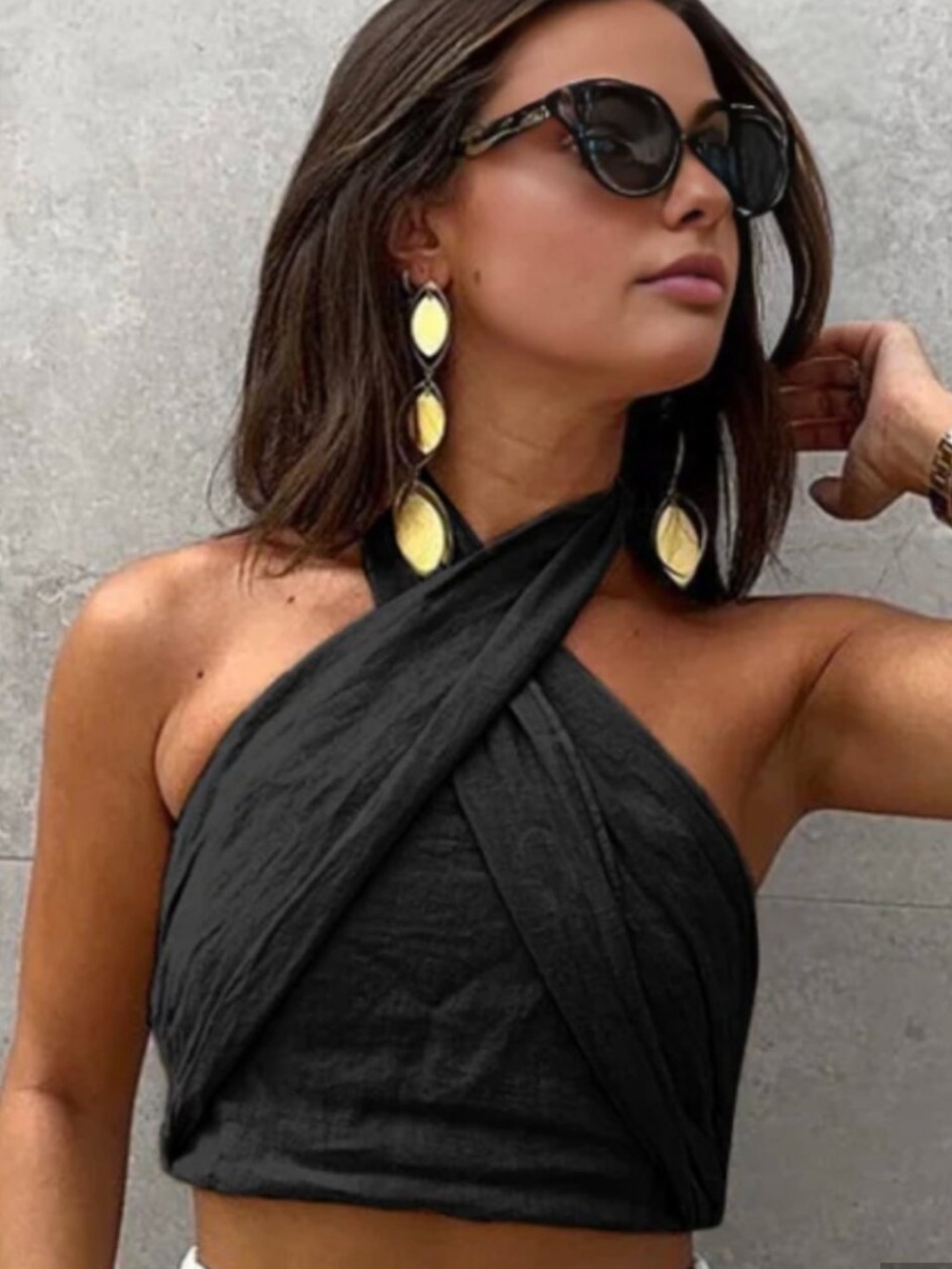 Commense Black Crisscross Halter Top Small S Chic Minimalist